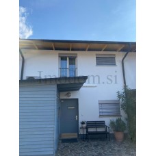 MARIBOR, POBREŽJE, VRSTNA HIŠA, 116m2, PARCELA 120m2, PRODAMO