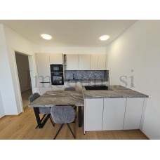 MARIBOR, POBREŽJE, 2.5 SOBNO STANOVANJE, 68m2, PARKING 13m2, NOVOGRADNJA, ODDAMO
